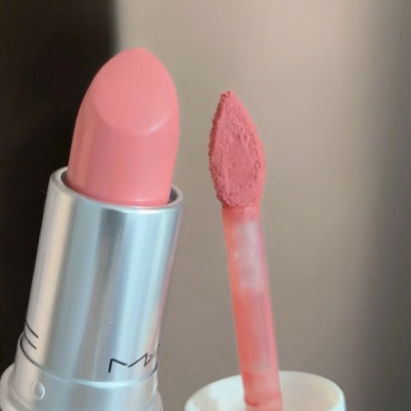 AKF Velvet lip cream