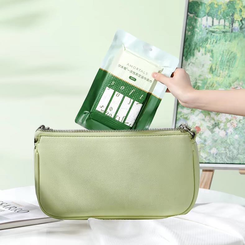 AMORTALS Disposable Vacuum Bath Towel for Traveling