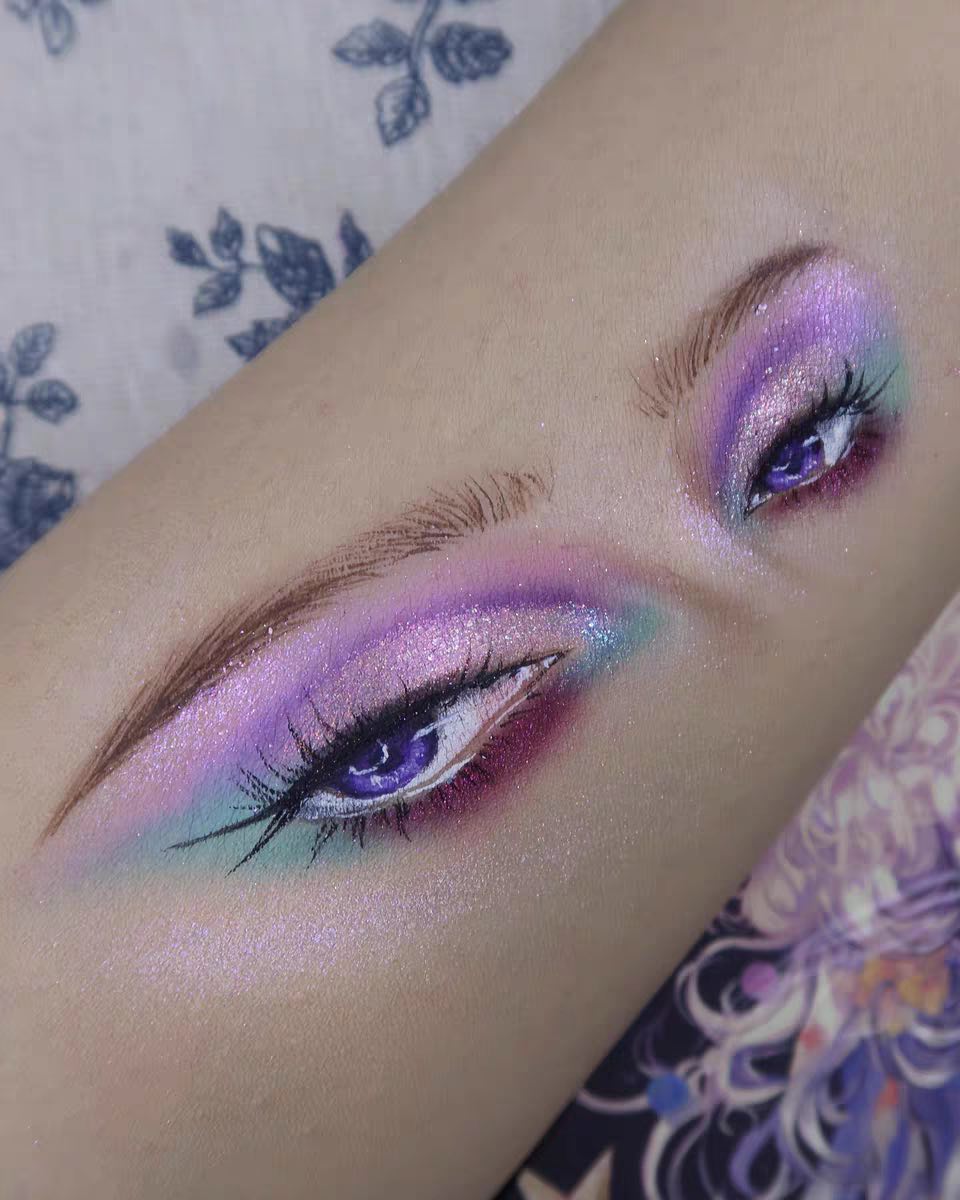 ANTHEMY Butterfly Shadow Chameleon Eyeshadow Palette