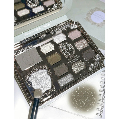 COLORROSE Dream Ballet Eyeshadow Palette: a comprehensive palette of blush, highlighter, and eyeshadow, you can draw a variety of different styles of makeup. 