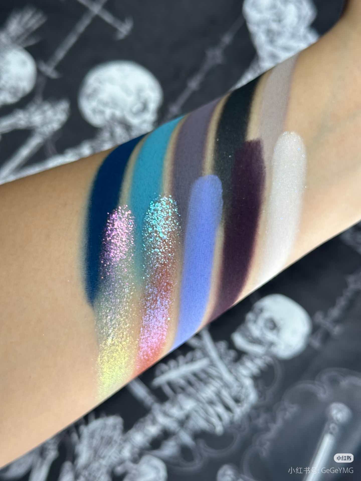 DRAMO Moonset Chameleon Eyeshadow Palette