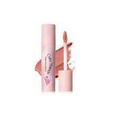 FLORTTE I Am Super Beauty Lip Primer precisely shapes lips, corrects lip color, and covers dark areas for a 3D-defined, flawless lip contour.