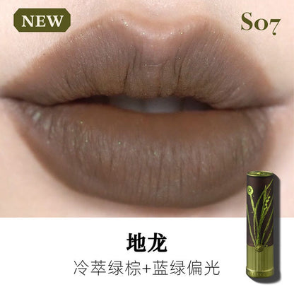GIRLCULT Compendium of Materia Medica Matte Lipstick