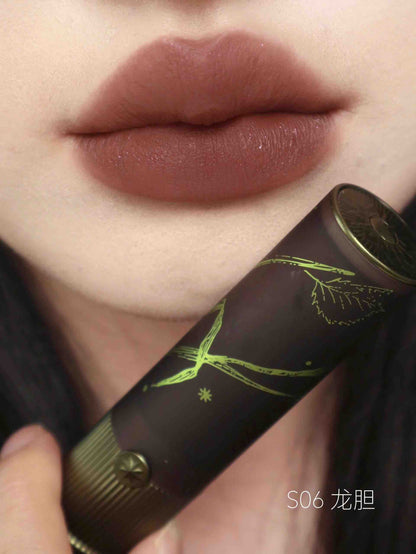 GIRLCULT Compendium of Materia Medica Matte Lipstick