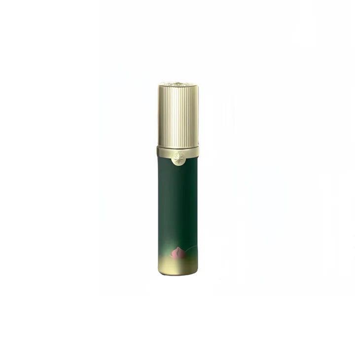 Achieve a luscious, glass-like shine with Girlcult Peaches Series Illusion Mirror Lip Gloss. Its high-reflective, gel-like formula ensures smooth application and even coverage for a flawless finish.
