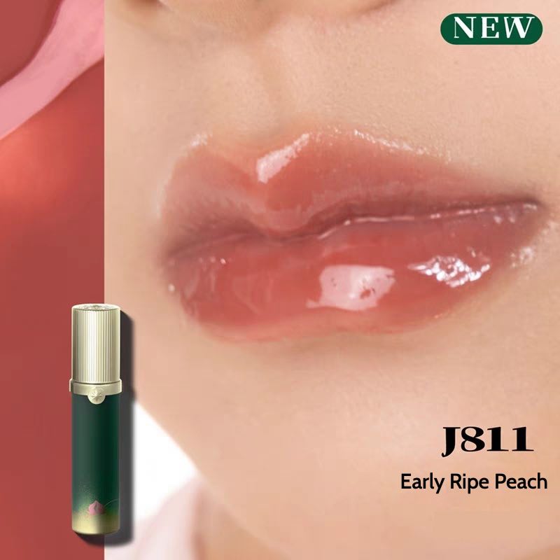 Achieve a luscious, glass-like shine with Girlcult Peaches Series Illusion Mirror Lip Gloss. Its high-reflective, gel-like formula ensures smooth application and even coverage for a flawless finish.