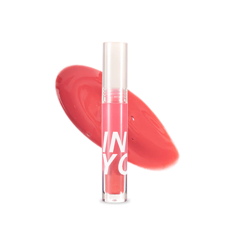 INTO YOU Watery Mist Lipgloss offers a lightweight, long-lasting matte finish with a moisturizing, non-sticky formula. Perfect for a vibrant, hydrated lips that transforms from glossy to matte.