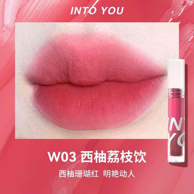 INTO YOU Watery Mist Lipgloss offers a lightweight, long-lasting matte finish with a moisturizing, non-sticky formula. Perfect for a vibrant, hydrated lips that transforms from glossy to matte.