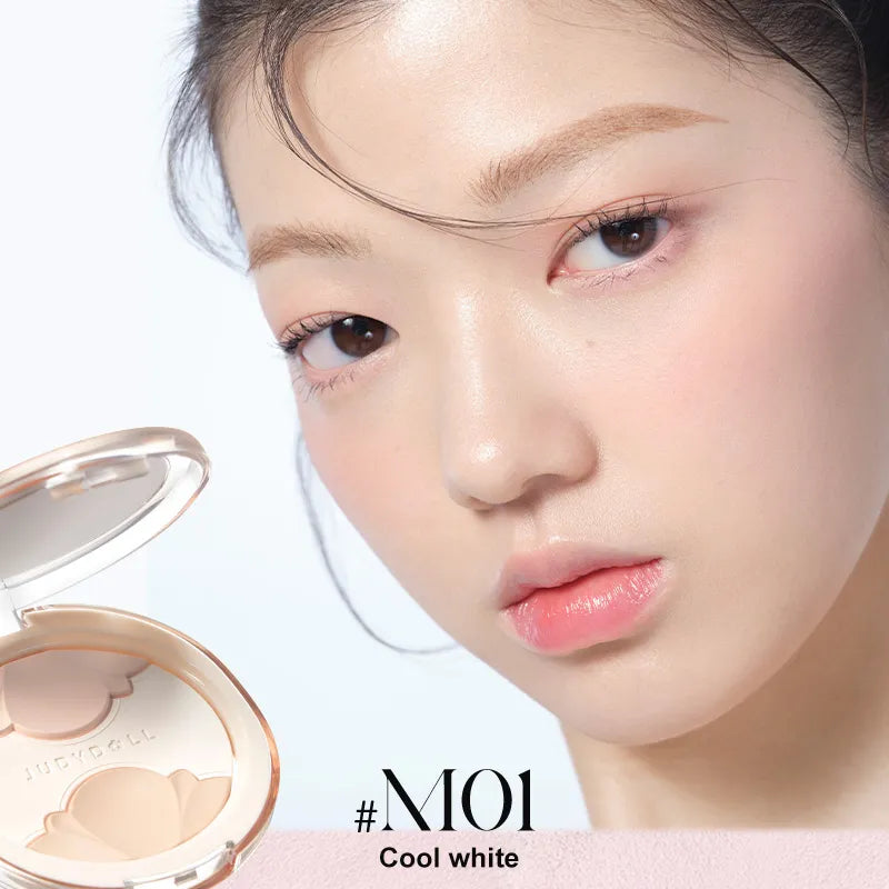 Judydoll Glazed Refining Setting Powder M01 More suitable for white and olive skin, blush color is a translucent milk apricot color, inflating blush creates a natural good complexion.