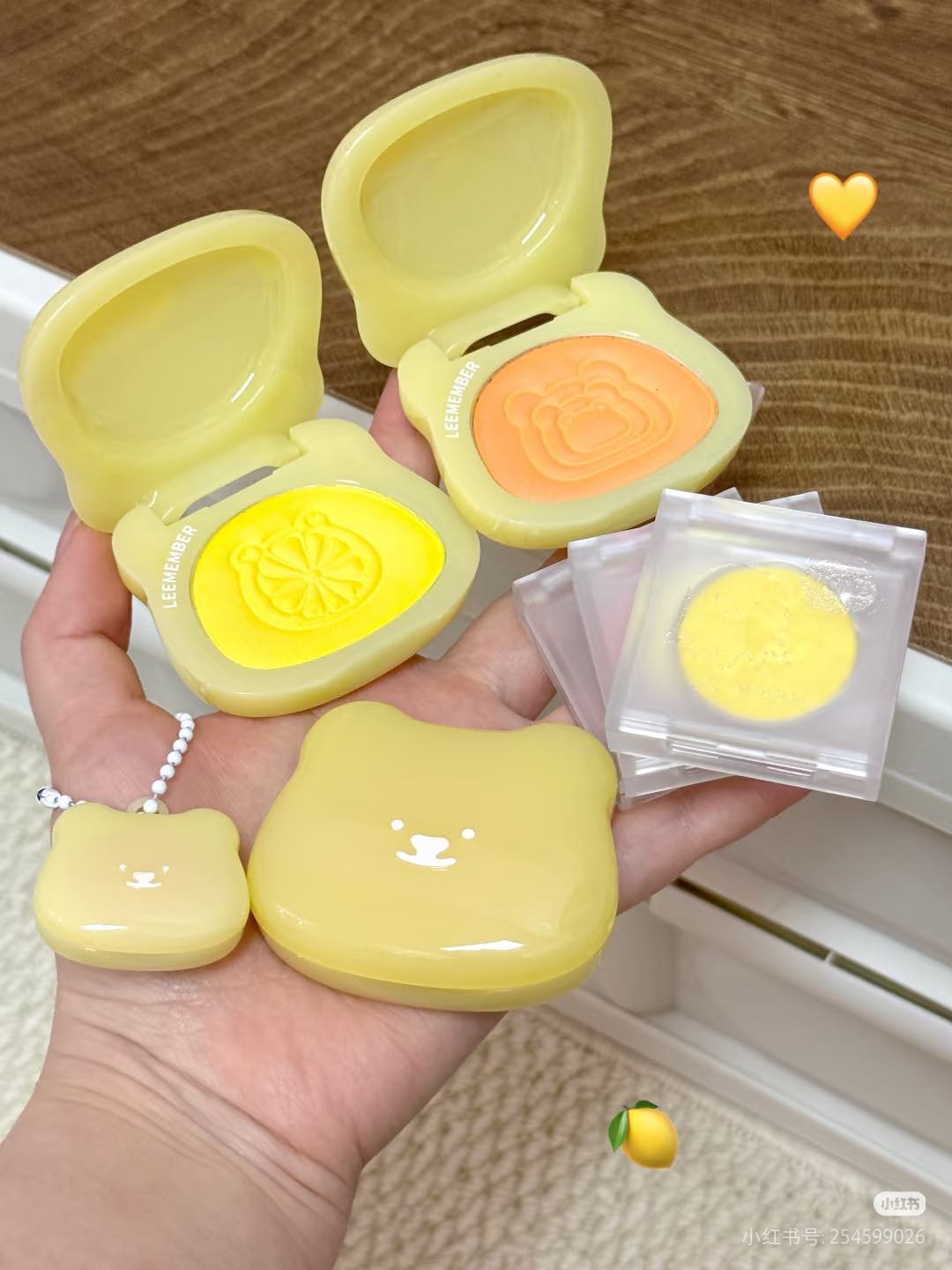 LEEMEMBER Lemon Series Blush Eyeshadow