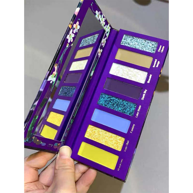 Narimi Midnight Narcissus 8-Color Eyeshadow Palette
