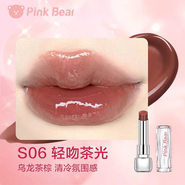 PINK BEAR Sugar Glossy Lipstick helps alleviate dryness and diminish lip lines, providing nourishment and hydration.The soft balm texture melts instantly on the lips without any sticky feel.