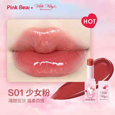 Get a glossy, plump pout with Pink Bear Hello Kitty Sugar Glossy Lipstick. Featuring a 3D light-reflecting shine, this lightweight, non-sticky formula stays in place while keeping your lips soft and hydrated with dual-action lip care essence. 