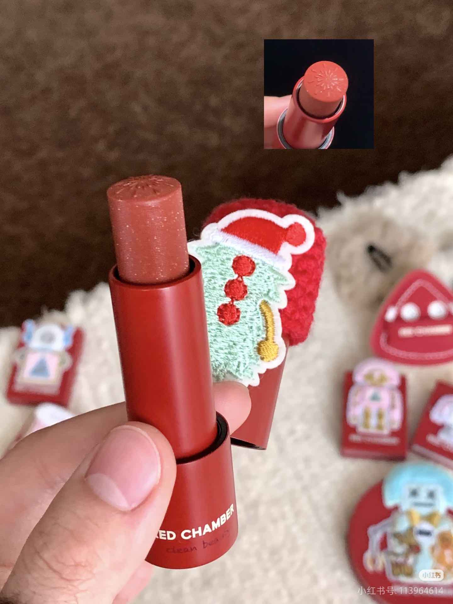 Red Chamber Christmas Collection