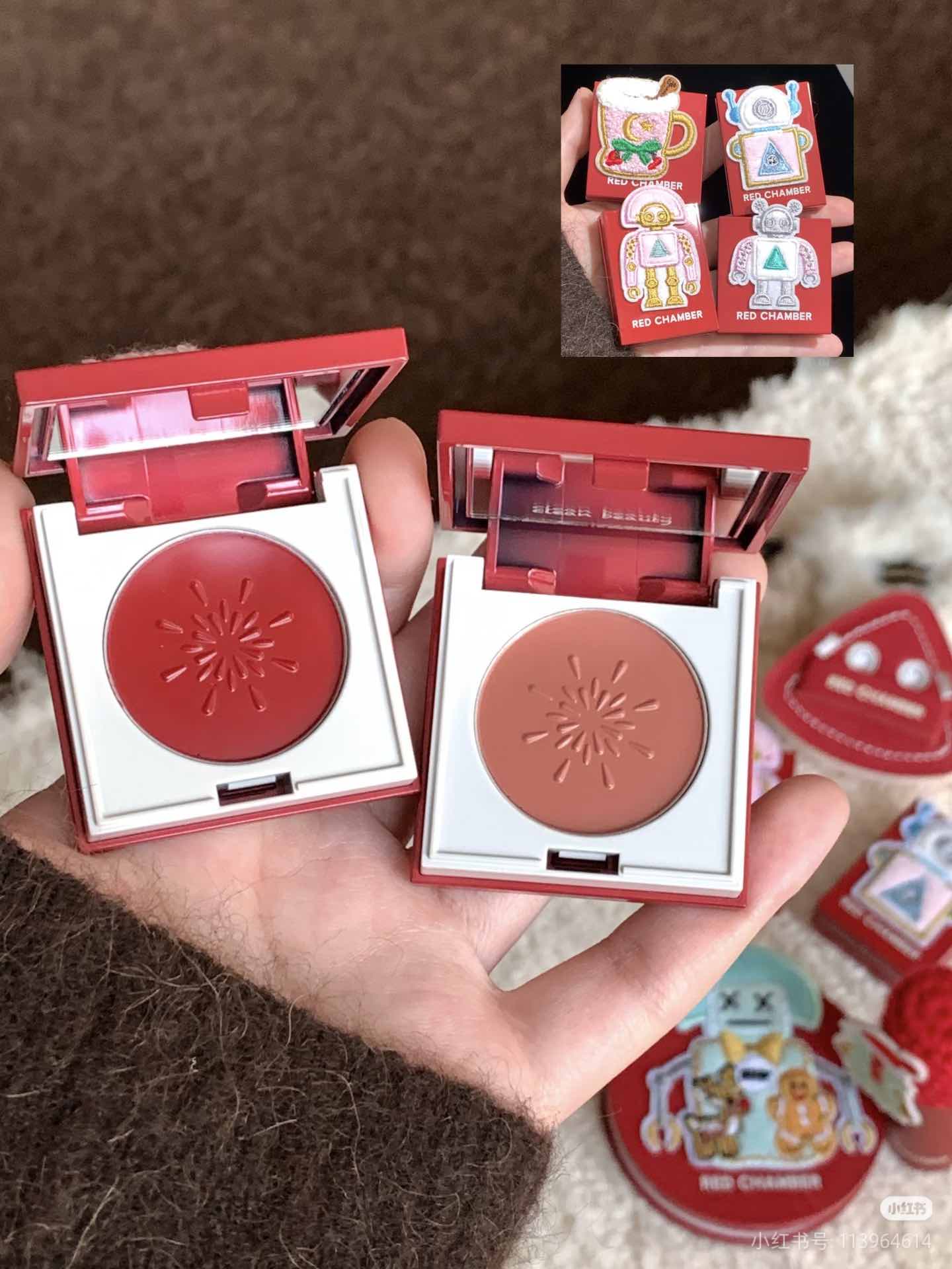 Red Chamber Christmas Collection