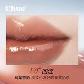 Uhue On Stage Series 6D Diamond Mirror Lipgloss delivers a three-dimensional, diamond-like shine with long-lasting moisture for 8 hours. Its rich, fade-resistant color and non-sticky, high-coverage formula create a plump, glossy finish as clear as a mirror.